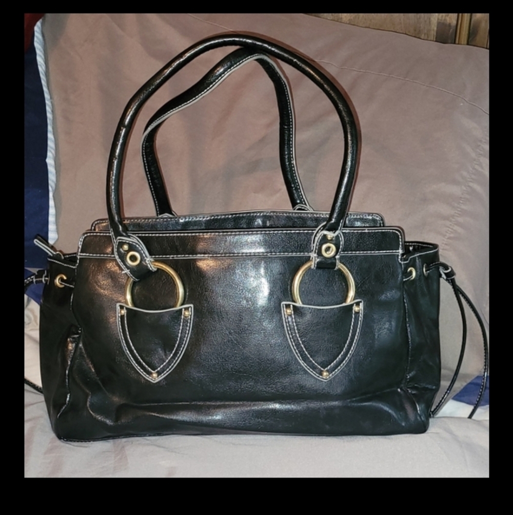 NWOT WOMENS Black Shoulder Bag or CROSSBODY with Gold Buckles Bought At Macys - Picture 2 of 3